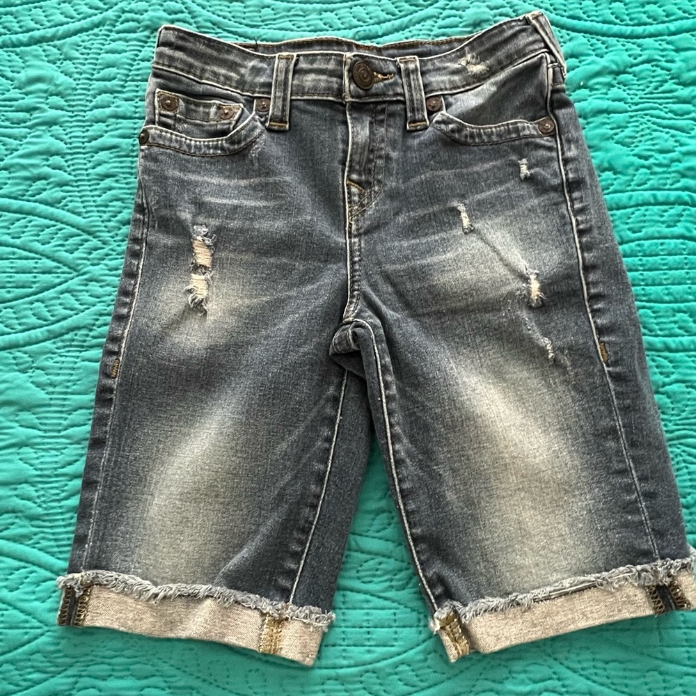 Boy’s True Religion shorts